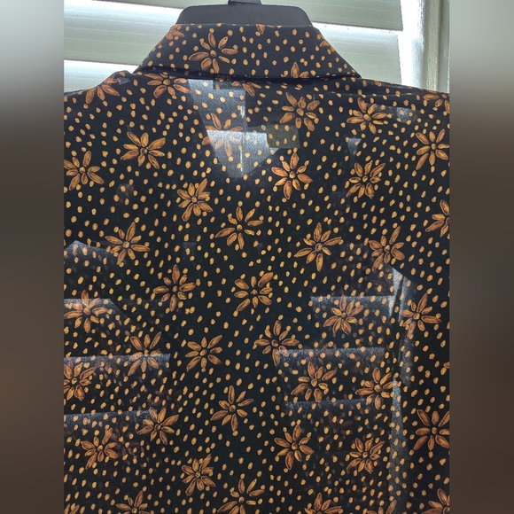 Oui Petites Womens Sheer Blouse with Brown Floral Design EUC size 6 - Picture 6 of 12